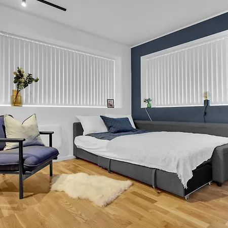 Northstay - The Urban Haven, Free Parking, Sleeps 6 * Tromsø