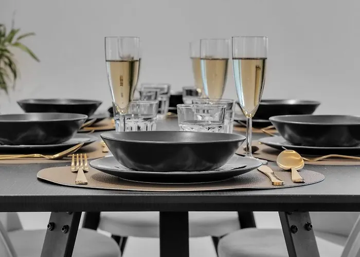 Northstay - The Urban Haven, Free Parking, Sleeps 6 *